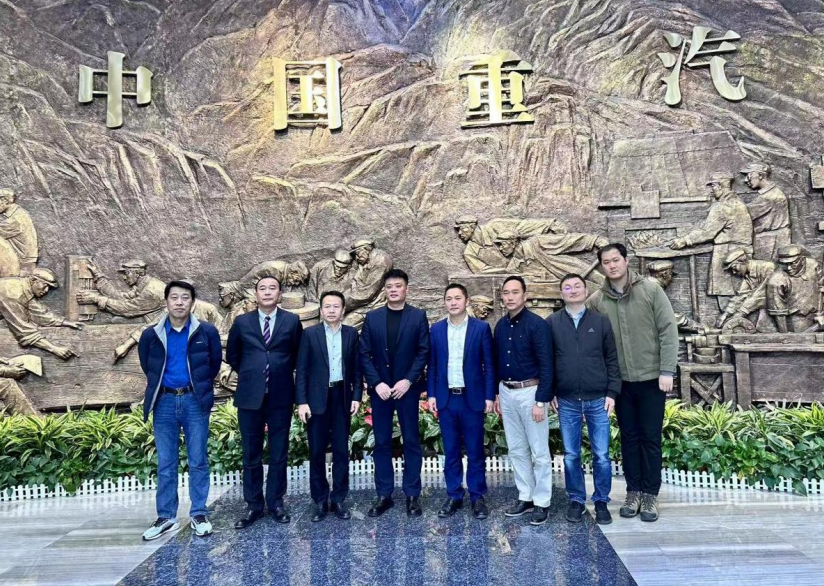 曲玉军会长带队走访重汽和一汽解放